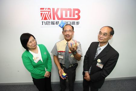 任創意思維飛躍 讓團隊精神凝鍊 九巴與龍運創意遊戲比賽促進優質服務與安全