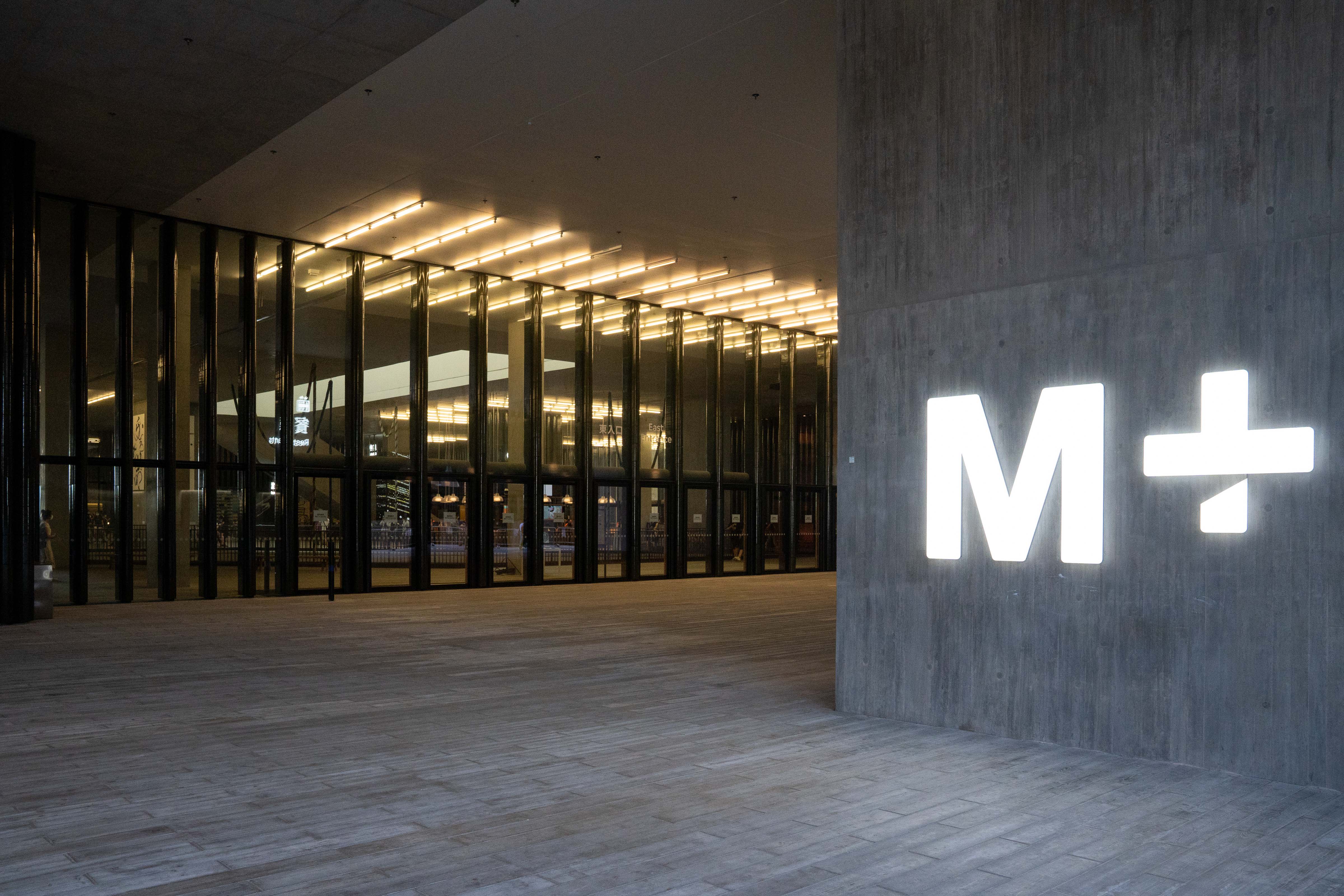 M+